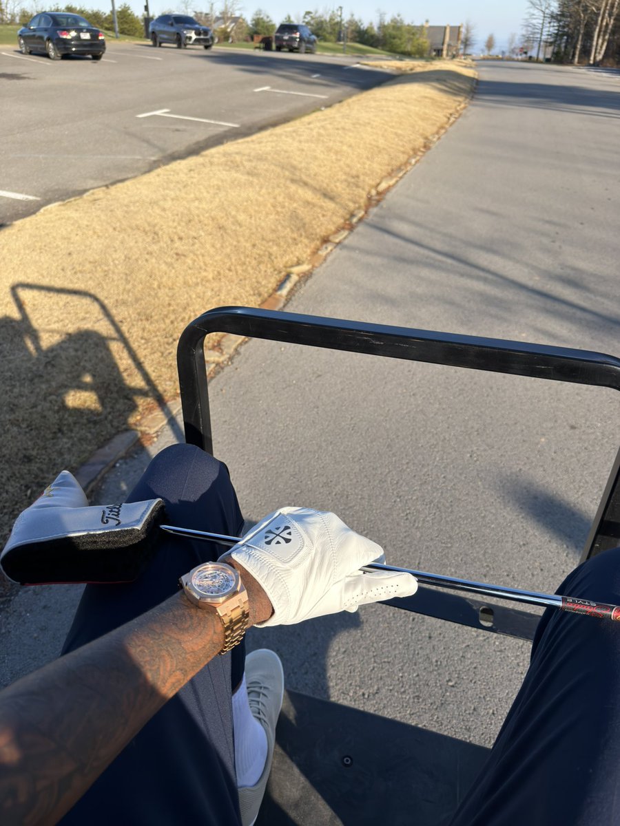 Tussalty's tweet photo. earned the tee time. https://t.co/HGIa70zxHc