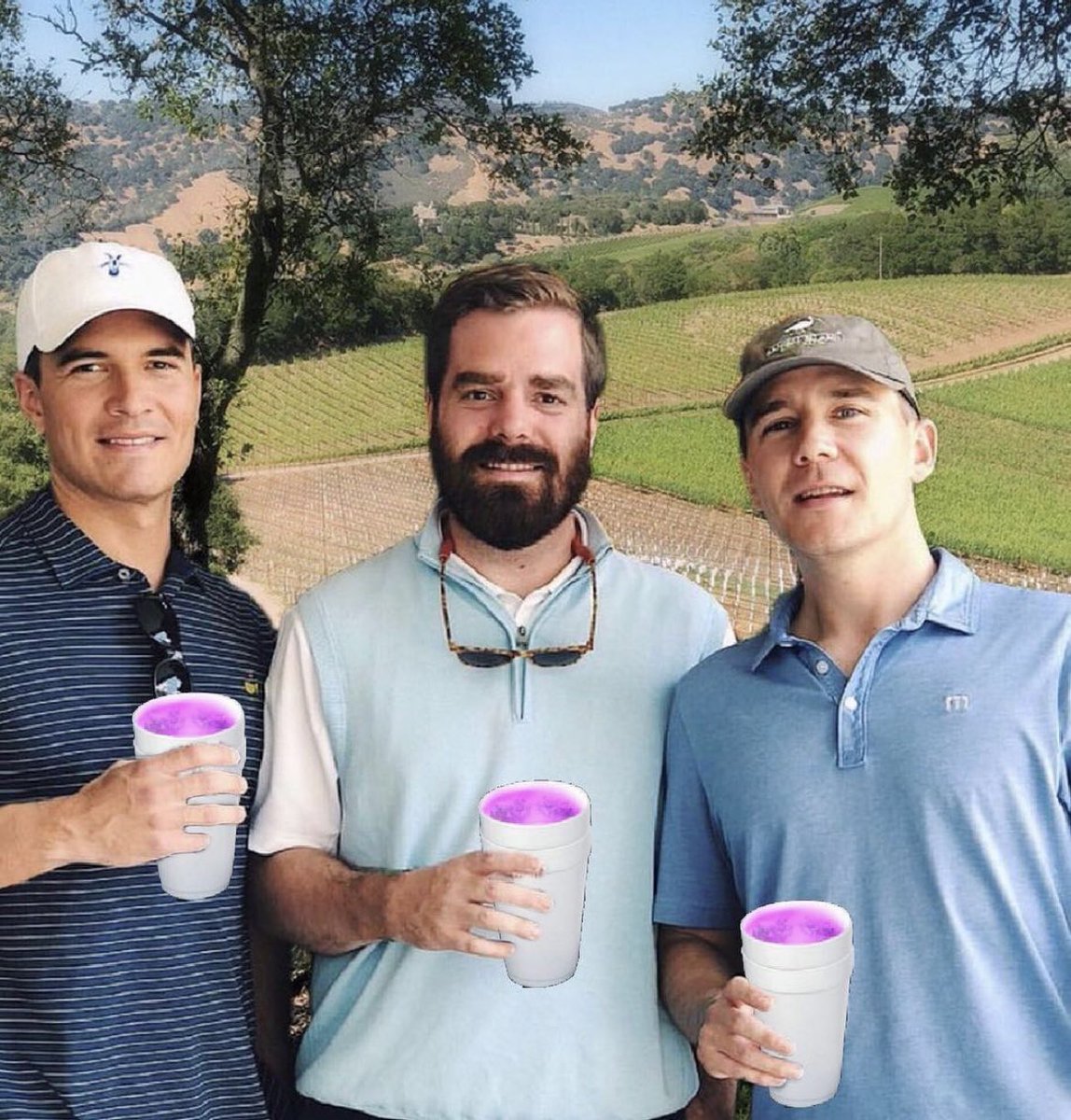 circlingbackpod's tweet image. Holiday Mob Sesh is live. No rundown. No video. No point. 

podcasts.apple.com/us/podcast/cir…