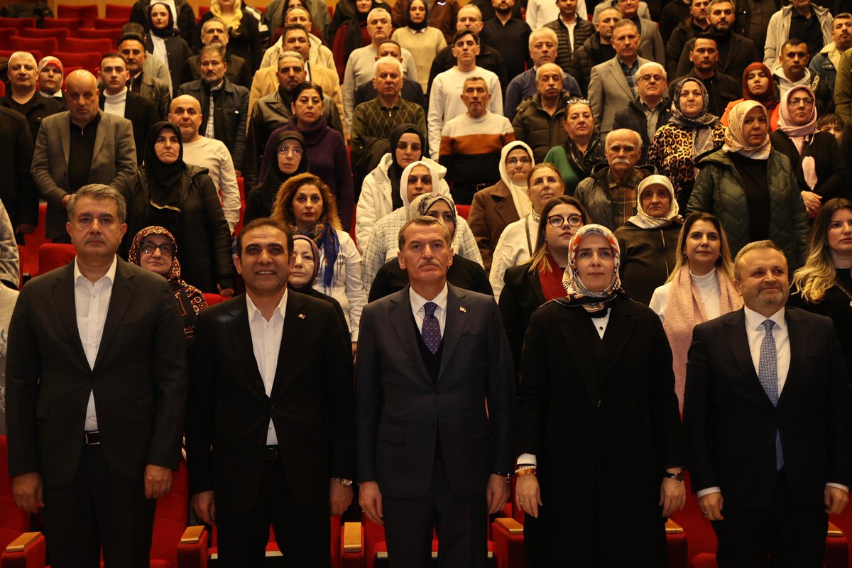 📍İlçe Danışma Meclisi

AK Parti’nin farkı; emeğini, gönlünü ortaya koyan bir teşkilata sahip olmasıdır.

AK Parti’nin gücü; yol ve dava arkadaşlığını asla unutmamaktan, ben değil biz diyebilmekten gelir.

Bu anlayışla, kararlılık ve inança yolumuza devam ediyoruz.

<a href="/busrapaker/">Büşra Paker 🇹🇷</a>