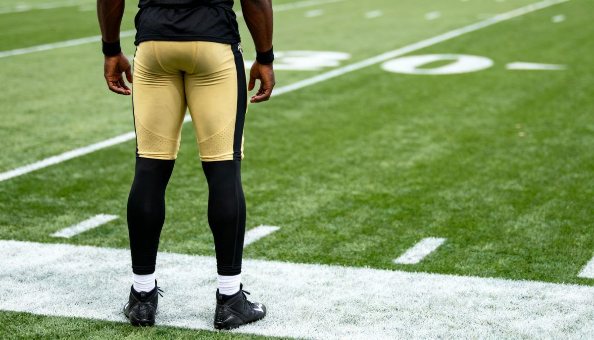 LAProgressive's tweet image. Showtime Sanders Shocks the NFL: The Rookie Quarterback Who Refused to Fail

f.mtr.cool/mcloarumoc

The Black quarterback they wanted to fail: Shedeur Sanders just flipped the script @desicortez1 #sanders