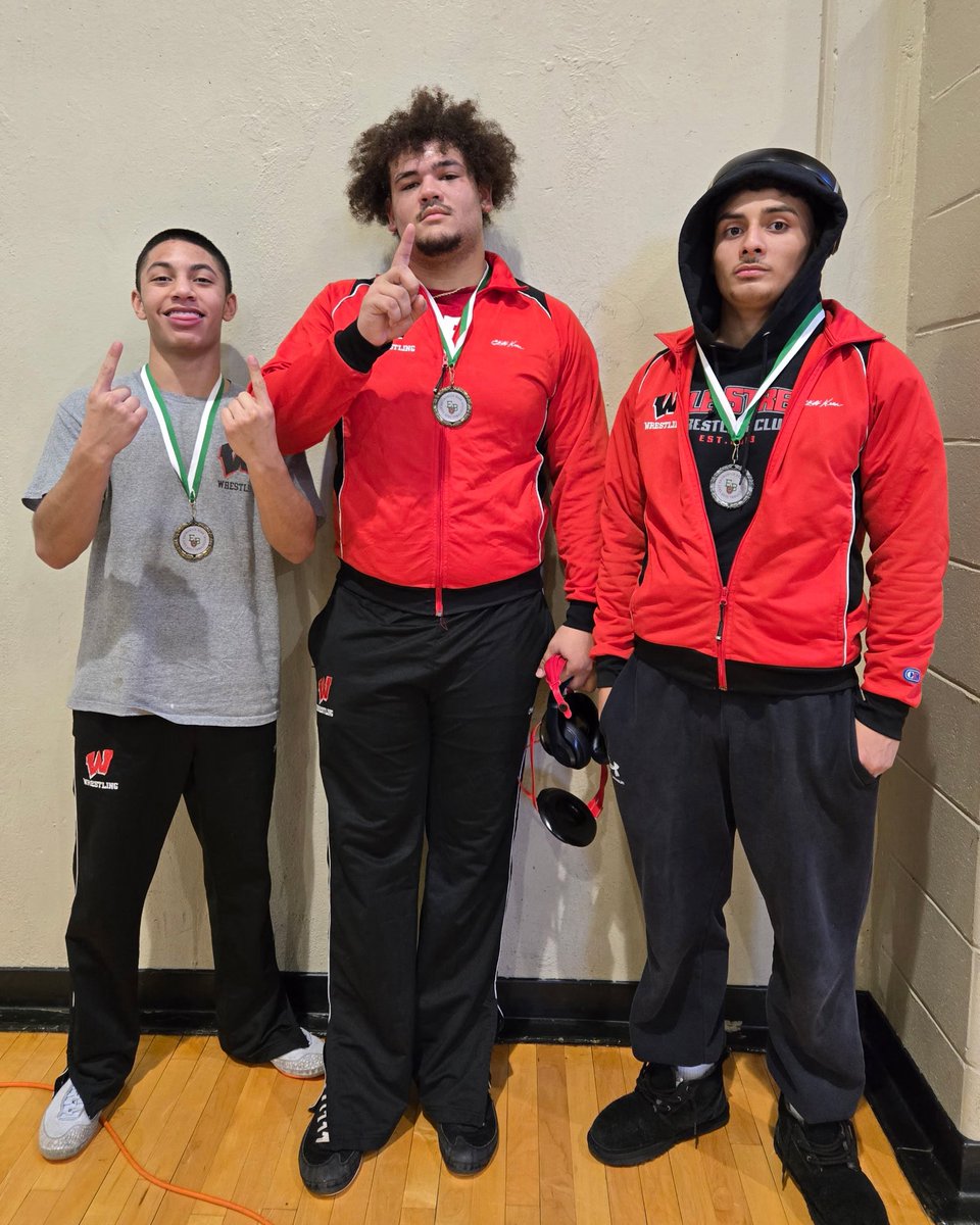 Woodbridge Wrestling tweet media