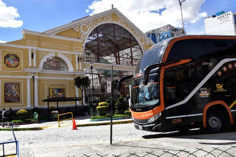 🔵Gobierno y transportistas acuerdan subida provisional del 40% en los viajes interdepartamentales
Más detalles en👉tinyurl.com/mvns9957