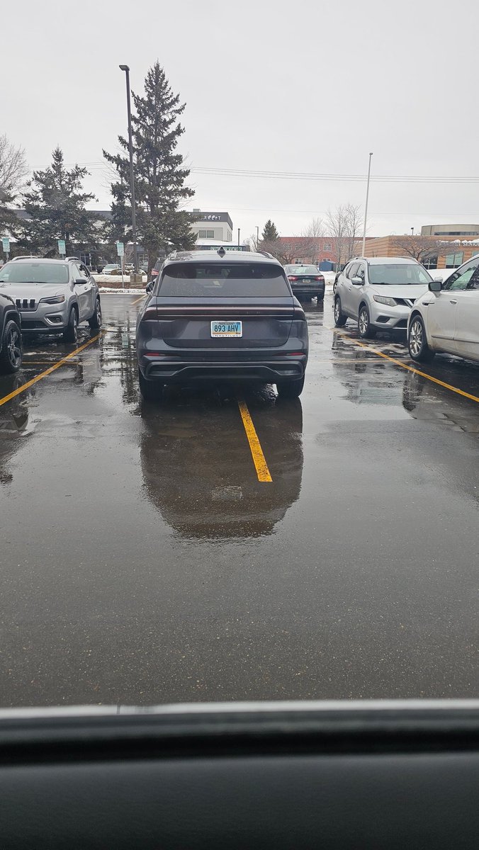 AAFarms71's tweet photo. @FargoPolice come tow this car, or at least ticket it! At Essentia Hospital. The parking lot isn't big enough the way it is. Just watched an elderly lady walk from far end of lot with cane. This person must think they are special. https://t.co/f1UE1ewHfi