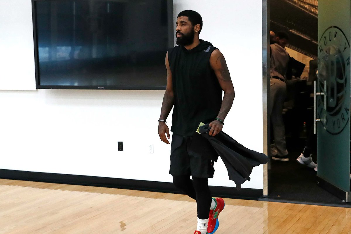 AdinUpdatess's tweet photo. Kyrie Irving reposted a post criticizing Adin Ross for claiming it's acceptable for Banks to use the N-word saying he doesn't need to apologize. https://t.co/t3nOiezHtp