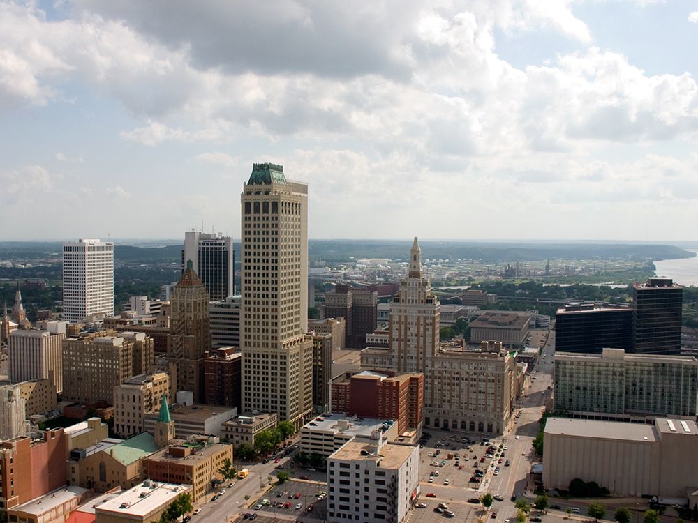 New program urges Canadian Jews worried by rising hate to relocate to Oklahoma

nationalpost.com/opinion/new-pr…