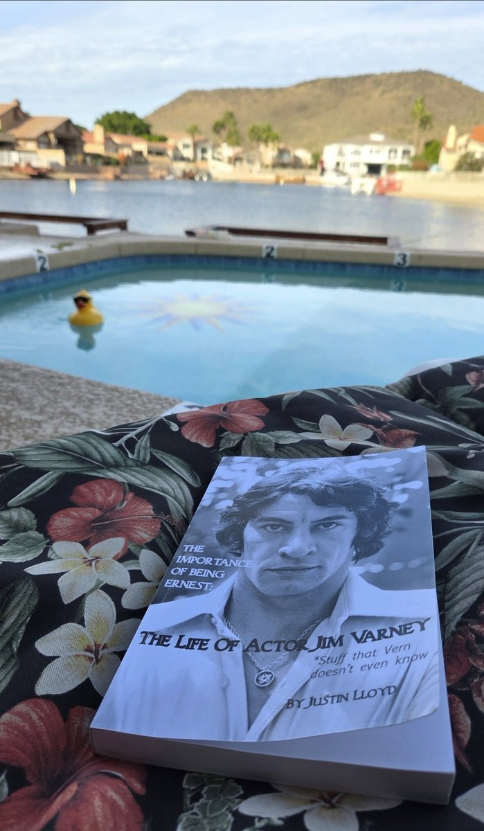 el honigjäger tweet media