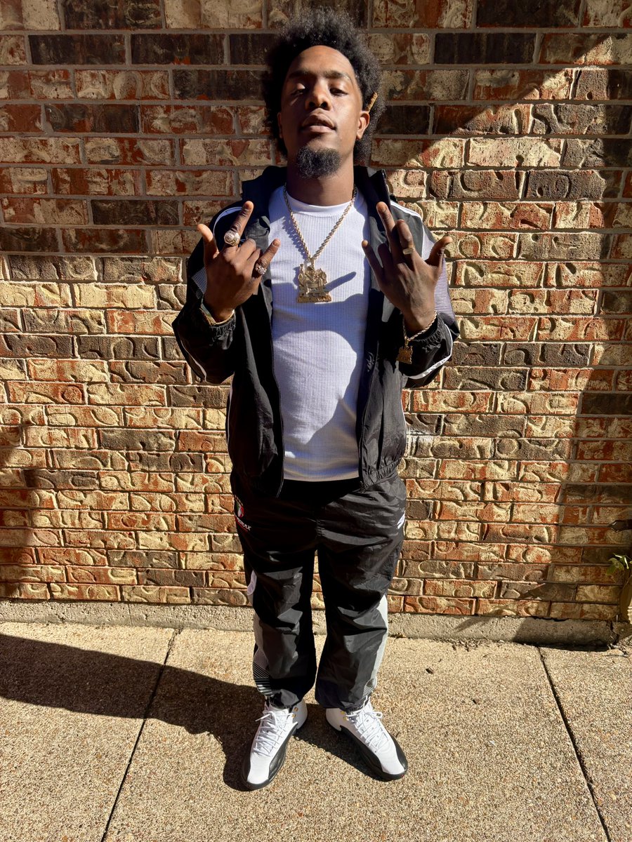 HSC_ACE's tweet image. Light Day Before 2025 End