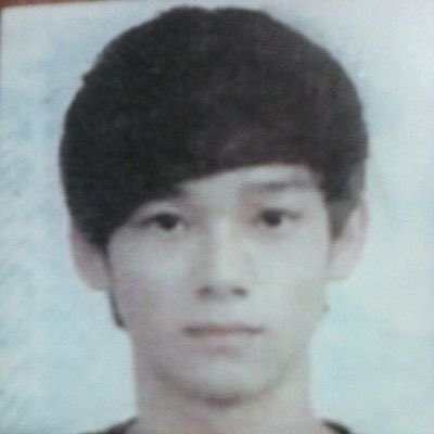 arkaivals's tweet image. right...