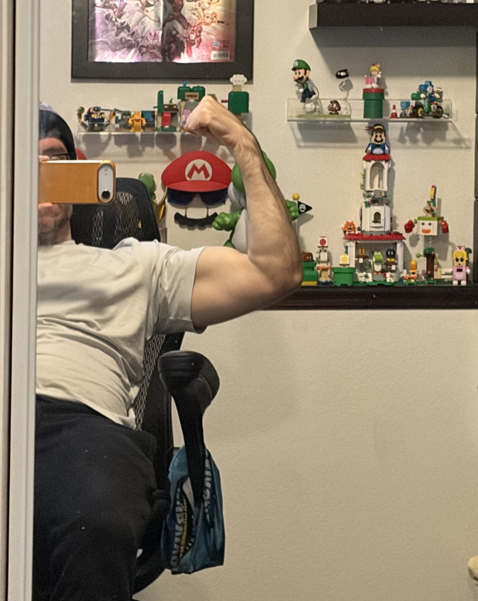 Channeling <a href="/t_kobs/">🌟 Tyler Koberstein 🏳️‍🌈</a> while working from home.