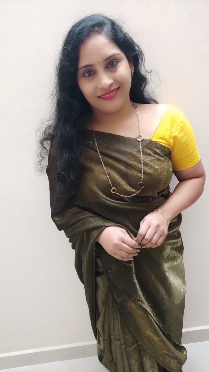 chennai_items_0's tweet photo. Available !! 
           *Dm for booking !🔥🚺
           *Girls booking available ❤️🔥
            *Interested people Dm mee 👍🏻
             *direct payment 

.
.
.
.
.
#TamilNadu #TamilCinema #item #actorlife 
#tamilgirls https://t.co/lDaTTMO0m3