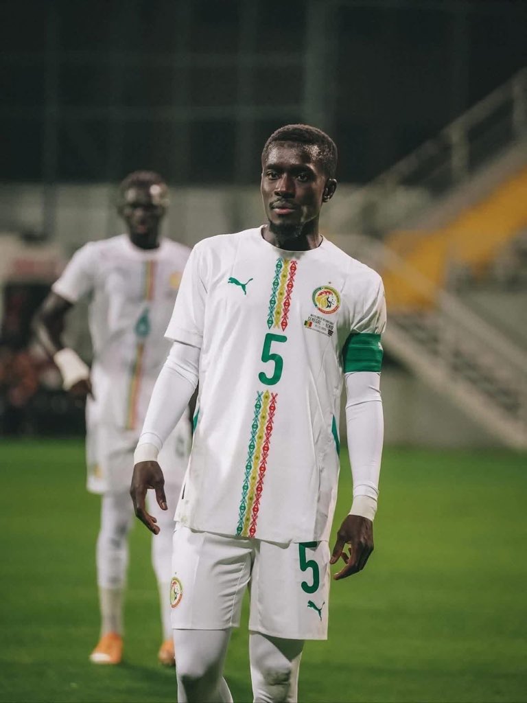 Noo_IDcard's tweet image. S’ils étaient congolais leur nom serai  : 

CONSTANCE Bénédicte -Desiré ABNÉGATION