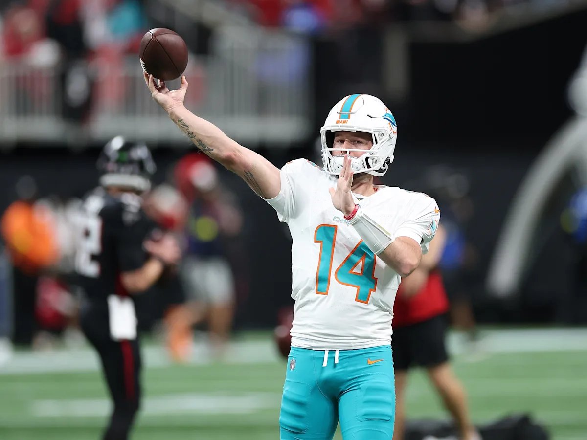 SleeperMiami's tweet photo. If Quinn Ewers started the whole season, he would have won Offensive Rookie of the Year

#Phinsup https://t.co/g6oHQewwXl