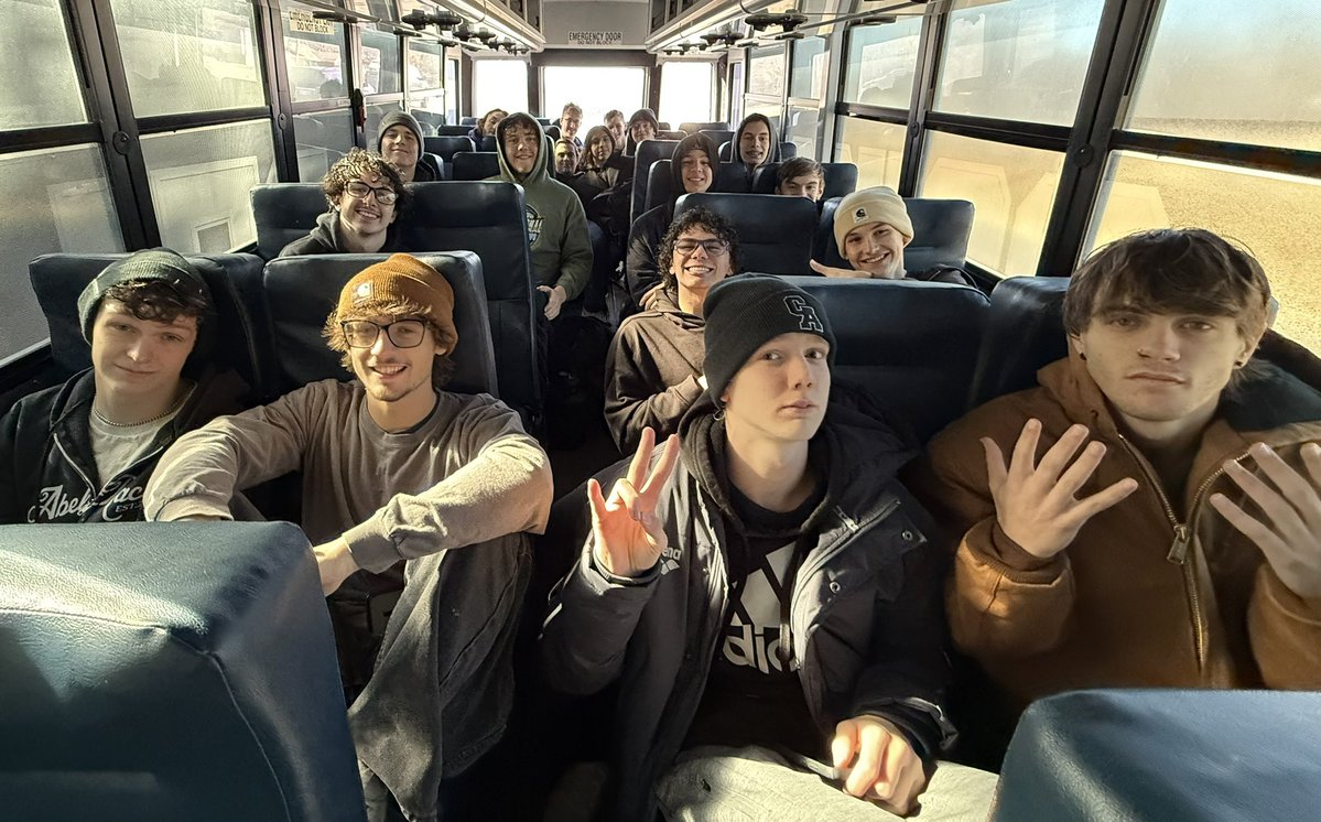 CAHS_SWIM's tweet image. 55 took care of business today‼️ Incredible workout from Distance AND Stroke groups! #IfOneThenAll #NoCeiling #WeFeelGreat #SoTough #Intense #Family55