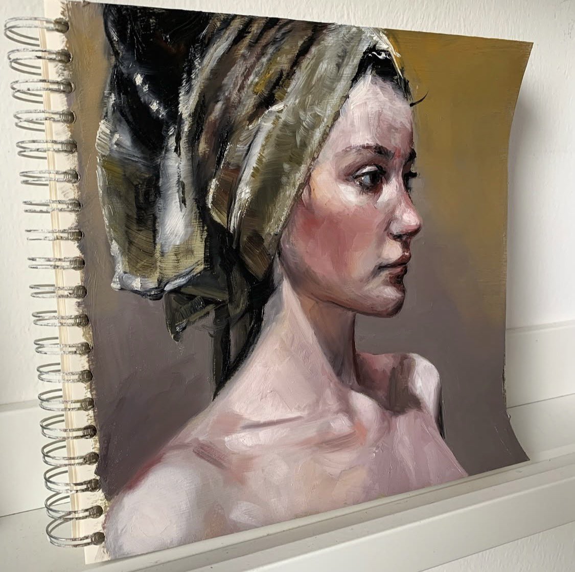 kimxgill's tweet photo. Oil / alla prima on gessoed paper (sketchbook 25 x 25 cm) / thank you Olga Voitsovych
#portraitpainting #painting #artgallery #portraitpainter #oilonpaper #sketchbook #ArtistOnTwitter #art https://t.co/JcRx7IYlj6