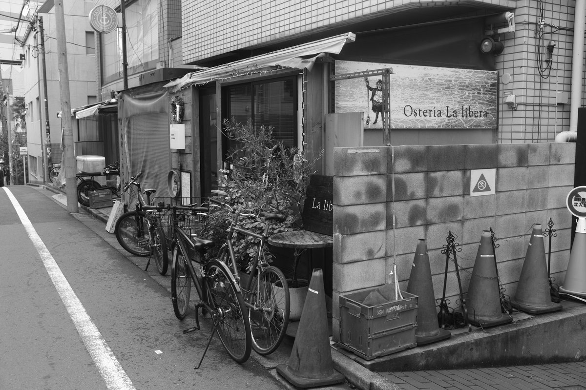 090oooo's tweet image. 【街角スナップ】
Leica M Monochrom＋SUMMILUX-M f1.4/35mm ASPH