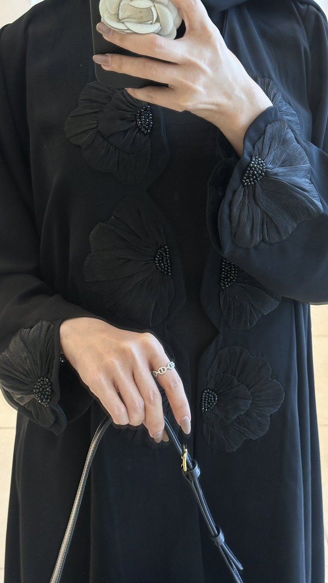 sofya2021's tweet image. -𝐀𝐥𝐥  𝐈  𝐰𝐢𝐬𝐡  𝐟𝐨𝐫  𝐢𝐧  𝟐𝟎𝟐𝟔-
          واجعلني ذو حـظٍّ عظيـم ياالله.