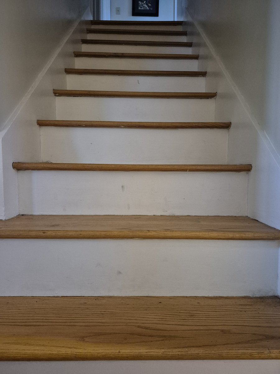 Spooky Mars tweet media