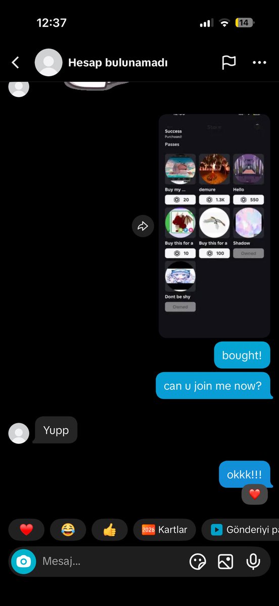 hi guys so i recently was going to do a cross trades w this girl who scammed me just be aware 
her roblox user: imextraordinarylol and s4rcsmm

her tiktok: ywumikalii