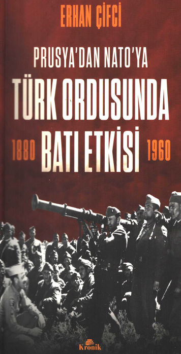 omerdumgiriz's tweet photo. Yedi Düvel'in Mustafa Kemal'e Yardımları & Dışa Bağımlılık

📅11 Kasım 1938
✍️Amerikan New York Herald Tribune gazetesi yazıyor:

Neredeyse bir yılı silah, cephane ve üniforma gibi her türlü askeri gereci kaçak olarak toplamakla geçirdi. Bunların bir kısmını Rusya’dan, bir kısmını Antalya'daki ��talyanlar’dan ve hatta Yunanlıları İzmir'de destekleyen İngilizler’den alıyordu. Kemal'in ordusu saldırıya hazır olduğunda, Fransa’daki Amerikan ordu fazlası malzemeleri satan dükkânlardan bile silâh edindiği ortaya çıktı.

📘Nuri Çolakoğlu, Dünya Basınında Atatürk: Kasım 1938, 2008, s. 111

***

Türk ordusunun reorganizasyonunda dış yardıma başvurulan neredeyse her dönemde yardım alınan ülkeye ya da ülkelere askerî, iktisadi ve siyasi bağımlılığın arttığı görülmüştür.

📕Erhan Çifci, Türk Ordusunda Batı Etkisi, 2022, s. 478