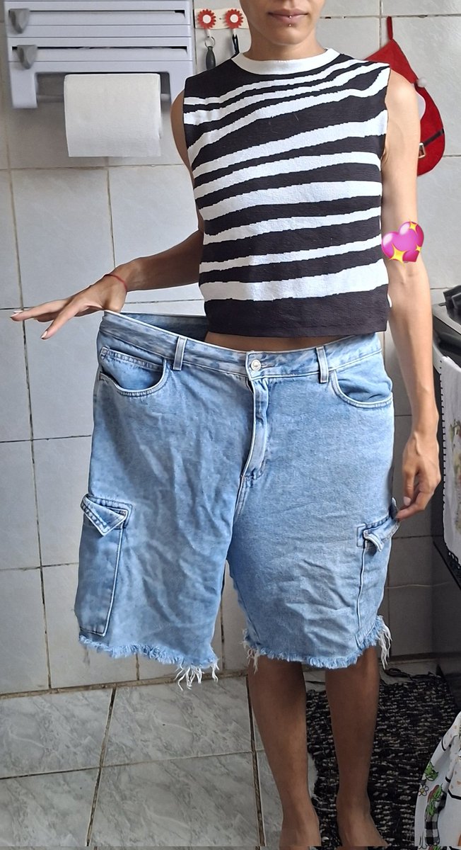 yyameri's tweet image. 𐔌 a minha mudança em 2025 .ᐟ

        jan. 83kg              dez. 49kg