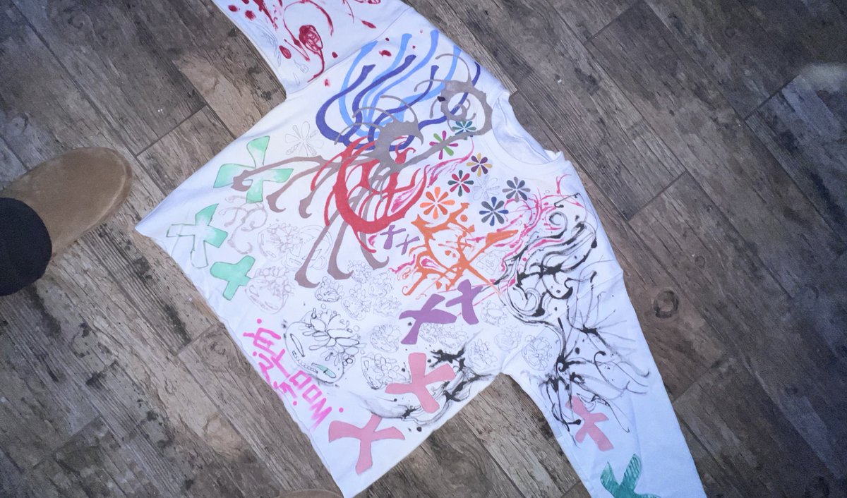 paused my game to be here tweet media