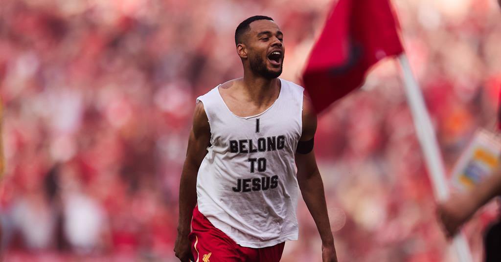 ATLiverpool_'s tweet image. why Arsenal always need to copy us?