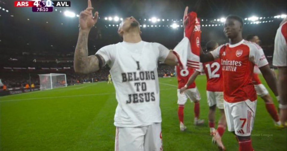 selormafc's tweet photo. What a picture! No Arsenal fan will skip without a like! ❤️ https://t.co/1wV6yfTZzr