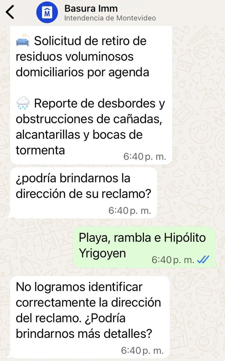 Gallinas muertas hace al menos 4 días pudriéndose al sol en la playa Malvin llena de gente. Seguirán ahí 31 y 1ero? Escribí al WP , 🙈 el asistente no entiende. <a href="/montevideoIM/">Intendencia de MVD</a> <a href="/MunicipioE/">Municipio E</a> <a href="/msp/">MSP-Mpls/StPaul</a> <a href="/Mario_Bergara/">Mario Bergara</a>  <a href="/IMAmbiente/">Montevideo Ambiente</a>