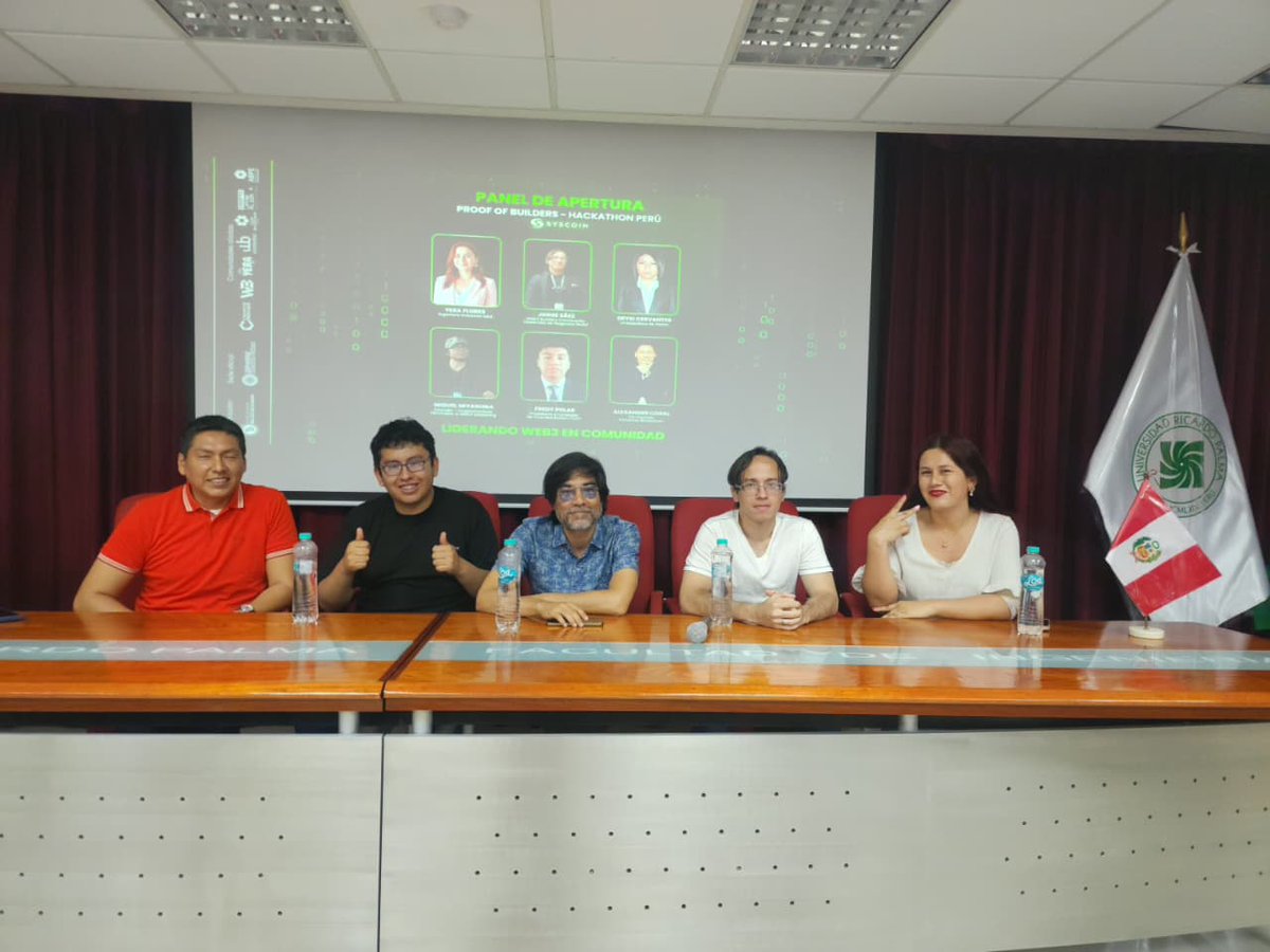 HorizonteBlock's tweet image. Horizonte Blockchain | Web3 Tech Hub
2025 ecosystem activation in LatAm:
* 250+ builders
* 7+ universities
* 8+ Web3 communities
* 20+ MVPs
Hackathon pilot executed in Peru using #Syscoin (11+ years in production).
Real Web3 adoption from Latin America.
#Web3 #Blockchain #LatAm