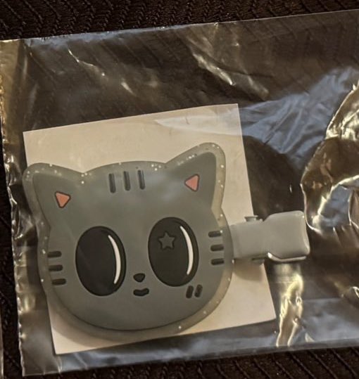 よるむ tweet media