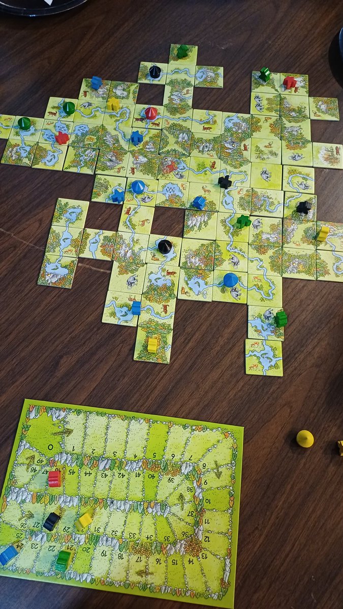 HR 6&amp;7: More folks here now, so we've got two games going! Ubongo Duel &amp; finishing off Carcassonne!

Donate here:
extra-life.org/participant/ta…