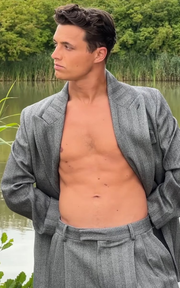 F1Studs's tweet image. Lando Norris - 1 hour left