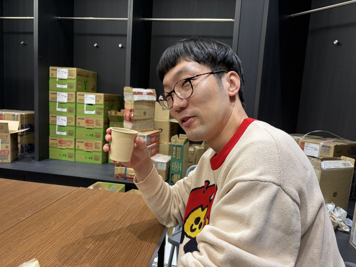 yasashiizu11tai's tweet photo. 「俺はクールコーヒー」って言ってる

クールコーヒー？？？
#超難問超大晦日 https://t.co/RiO0q7mqkE
