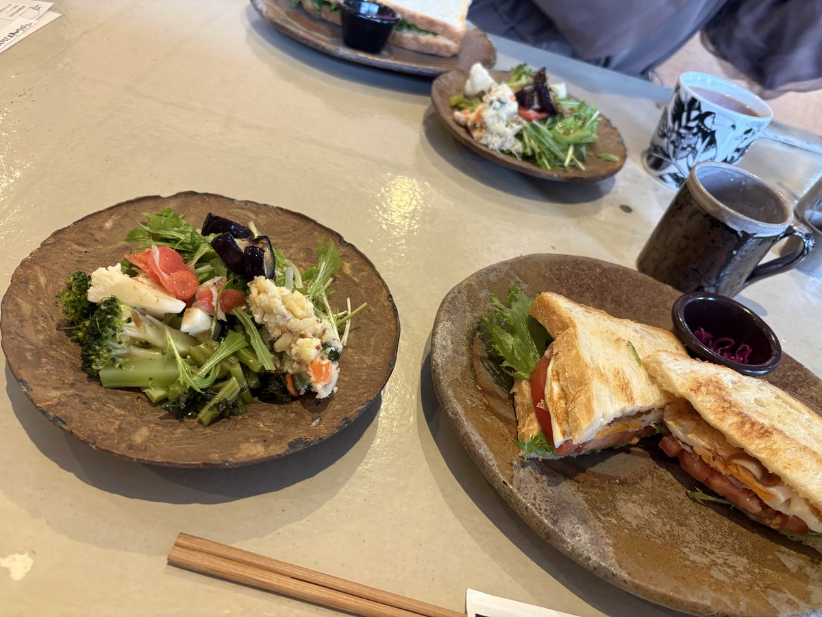 Toshi tweet media