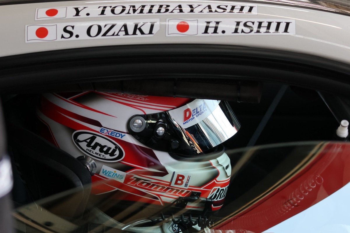 y_tommy504's tweet photo. 今年もたくさんの応援ありがとうございました！

サポート、応援いただいている皆様に支えられ全力で戦うことができました！

来年は僕の年齢の10の位も2→3にレベルアップする？してしまう？笑
ので走りもよりレベルアップした姿をお見せできるよう頑張ります🔥

皆様、良いお年をお迎えください。 https://t.co/9HTHMRsRYQ