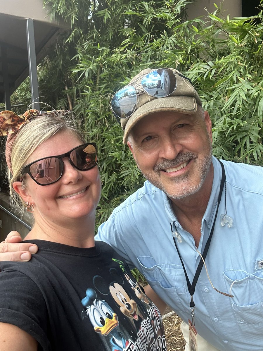 Ashley Suit tweet media