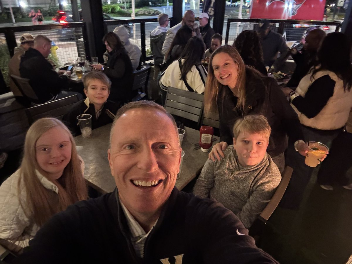 VandyVic tweet media