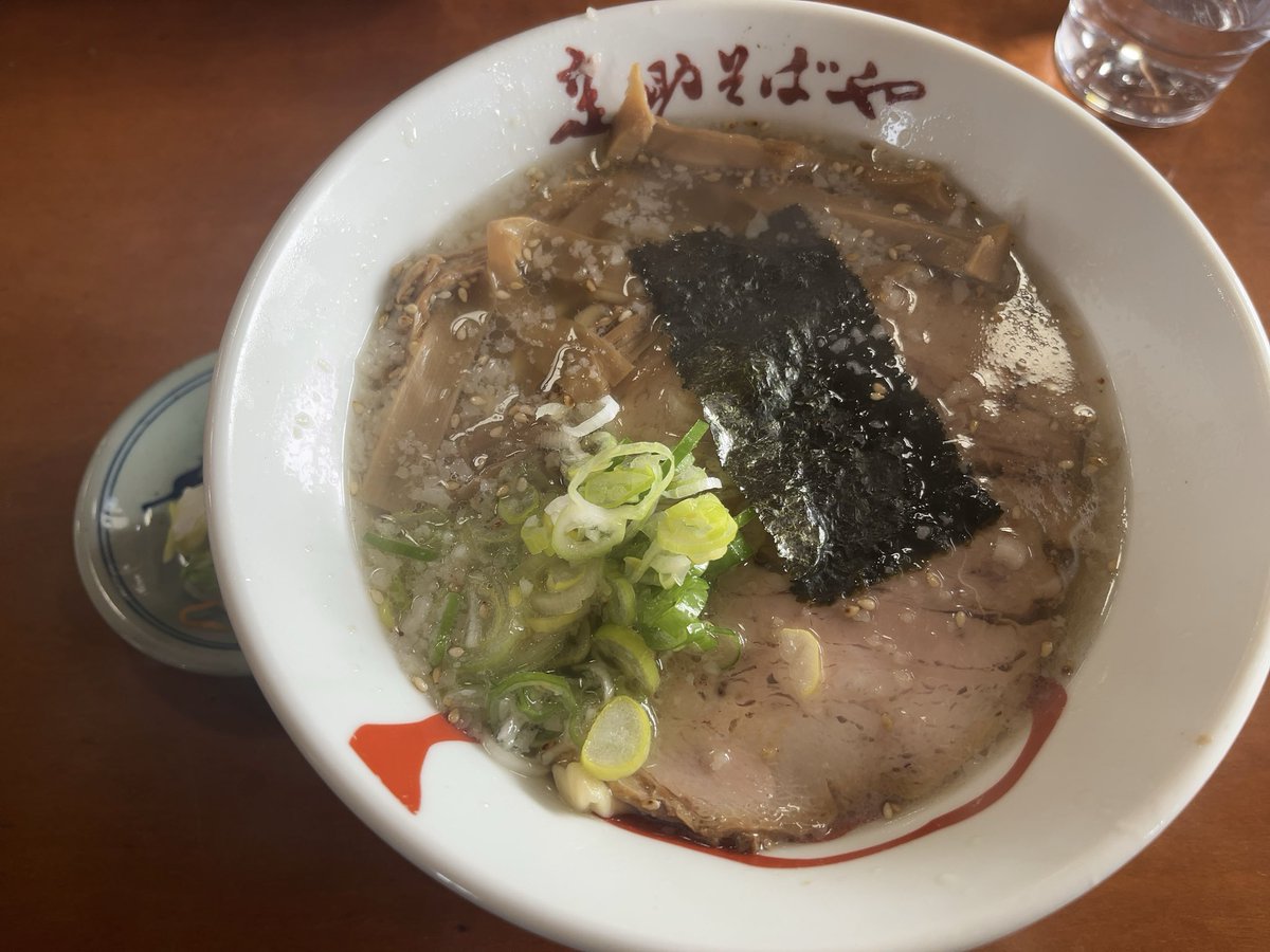 shutter_pole's tweet image. 山形県 河北町 定助そばや
にぼしラーメン 塩