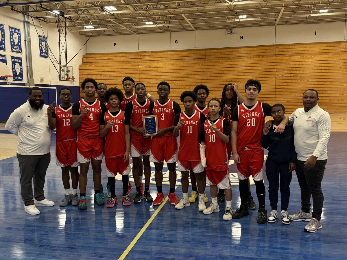 HFVikingHoops's tweet image. Our Freshman A-Team are the 2025 Buzz Gunderson Holiday Champs! We defeated LW Central 47-30 

Stats 
G Griffin IV 16p 5r
K Nelson 12p 2r 
J Thornton 7p 6r 
F Aejere 4p 2ast 2blk 2stl
P Evans 5r 2blk 

Congrats to the Vikings. We are now 14-0 on the season 🔴⚪️