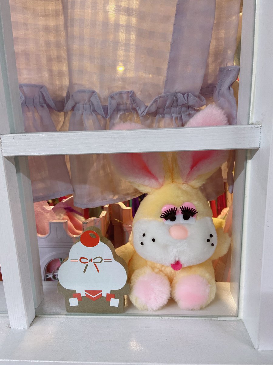 サンキュー2025年❣ようこそ2026年❣
来年も、好きなものと共にファンシーにタフに過ごしていきましょう🦄 ˎˊ-
ひとまず来年は午年🐴なのでショップカードもユニコーン✨年始より店頭＆通販でお配りします💞

今年も大変お世話になりました。
皆さまどうぞ良いお年をお迎えください🍀✨