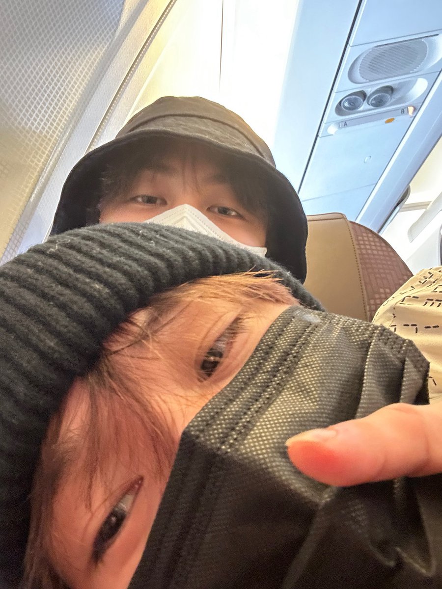 k_finalcount's tweet photo. 今年でこの垢は閉じます😌
今まで繋がってくれたLUNÉのみんなありがとうございました！！
これからの&amp;TEAMとLUNÉに幸あれ🪄 https://t.co/RhlJzWd45I