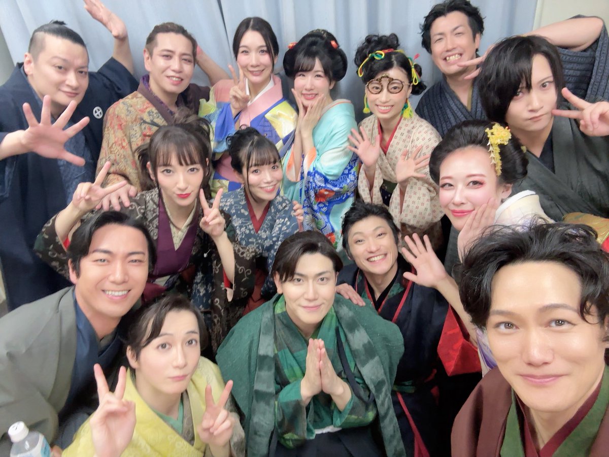 今年も皆様の応援のおかげで素敵な作品に出会うことができました☺️♥️そして初めての単独プロデュースに挑戦し宝物ができ沢山の夢ができました✨️ずっと応援してくださっている皆様も今年私を見つけてくださった皆様も来年また一緒にいろんな景色を見られるようまだまだ頑張ります‼️不器用だけど自分の