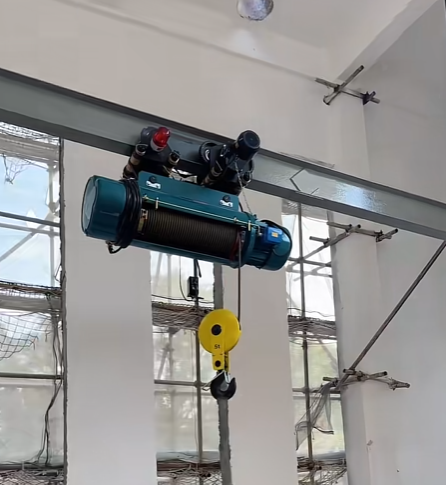 Jinghe_crane's tweet photo. Limited space, unlimited efficiency. Our cantilever monorail cranes are designed for compact spaces, maximizing value in every inch of room! 🚀
#MaterialsHandling #FactoryOptimization #Crane #EngineeringSolutions
Website: https://t.co/AkJGHUJA6e https://t.co/cOlGvGDZyJ