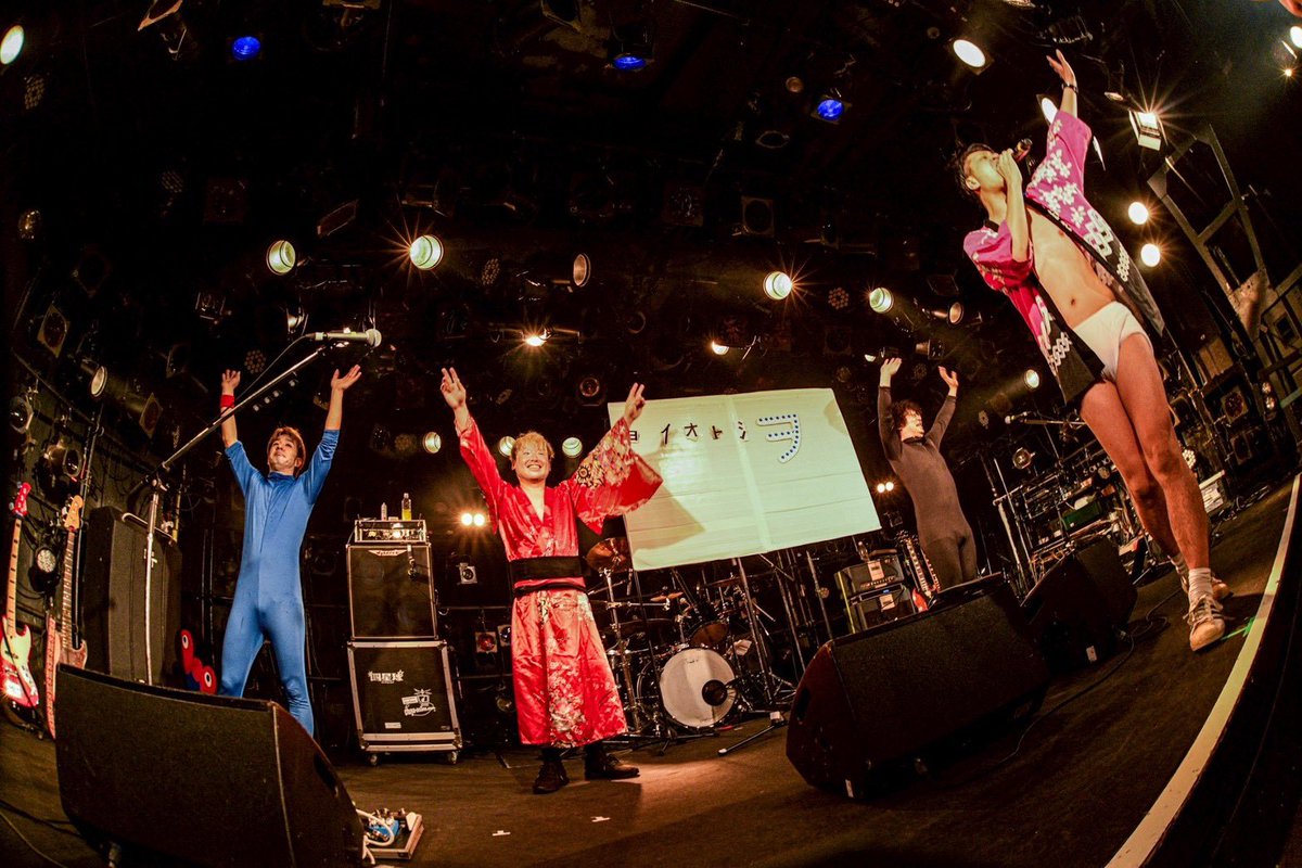 ライブ写真「4」 IT'S TIME FOR HIS DREAM TO BE DELIVERED 🚘🚘 @genuinecarstrichy