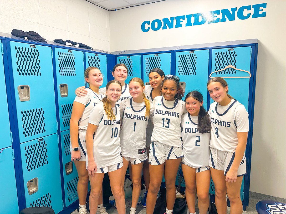 GSHSgirlshoops's tweet photo. JV finished the season at an impressive 17-3! 
We applaud the growth that each player has made during the season! We look forward to supporting the Varsity girls as they begin area play next week! 🏀🐬

#INAM #MakeWaves https://t.co/3JC2eIBv62
