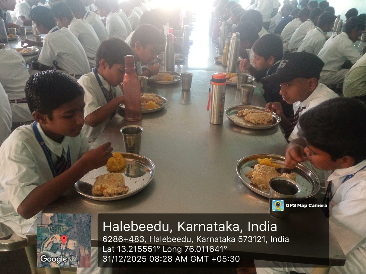 TqMdrs's tweet photo. Breakfast  #SocialAudit_SWDMeals #SocialWelfare_Karnataka https://t.co/c70Ufku2Ef