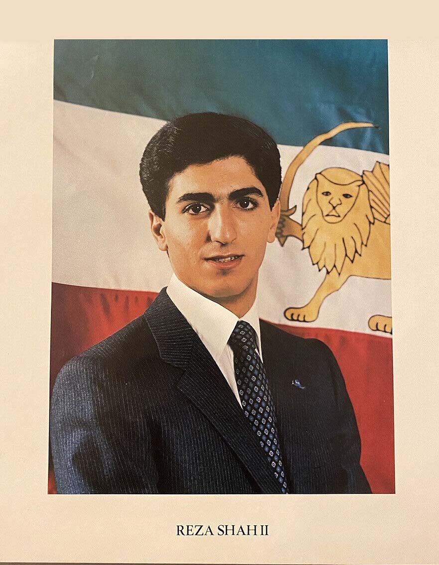 HistoryInPik's tweet photo. این آخرین نبرده 
پهلوی برمیگرده

#جاوید_شاه https://t.co/wI11CYO2zF