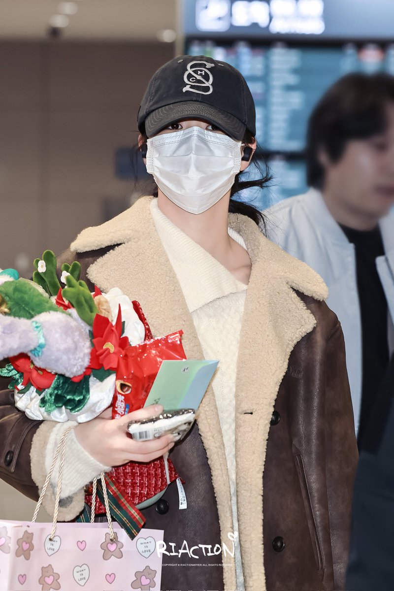 RIACTION tweet media