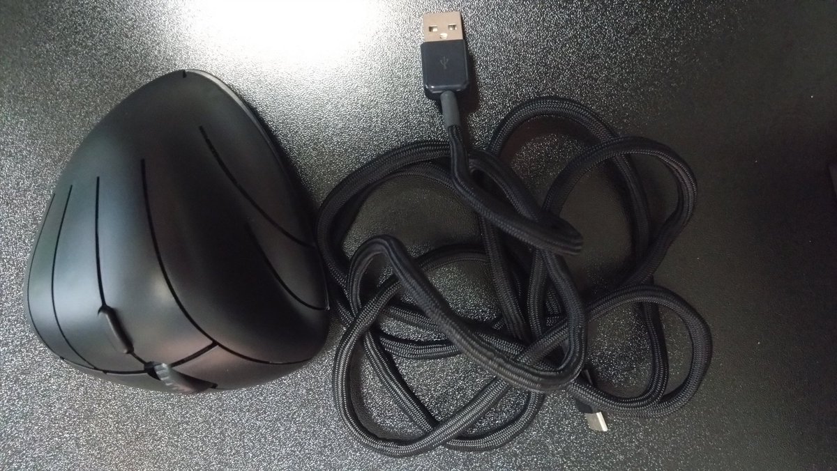 多ボタンマウス Snugon MO1 未開封 西出翔太 | Snugon | 多ボタンマウス販売中 (@Nishi0005) / Posts / X