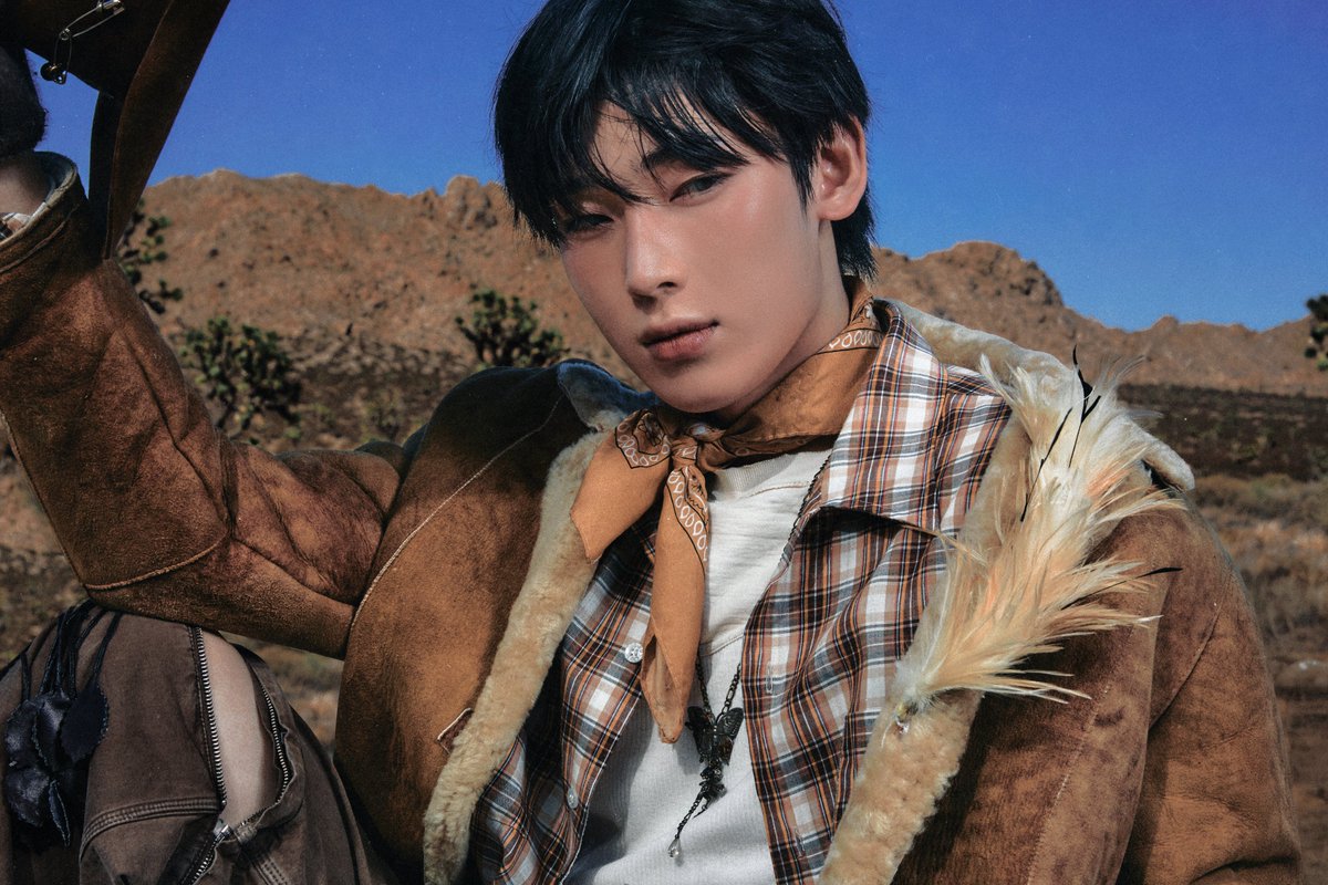 Kim Sunoo is literally the older version of himself.